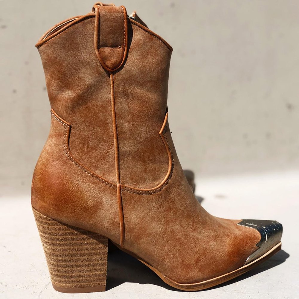NEW Distressed Nude PU Leather Metal Toe Block Heel Cowgirl Western Ankle Boots - Picture 8 of 14